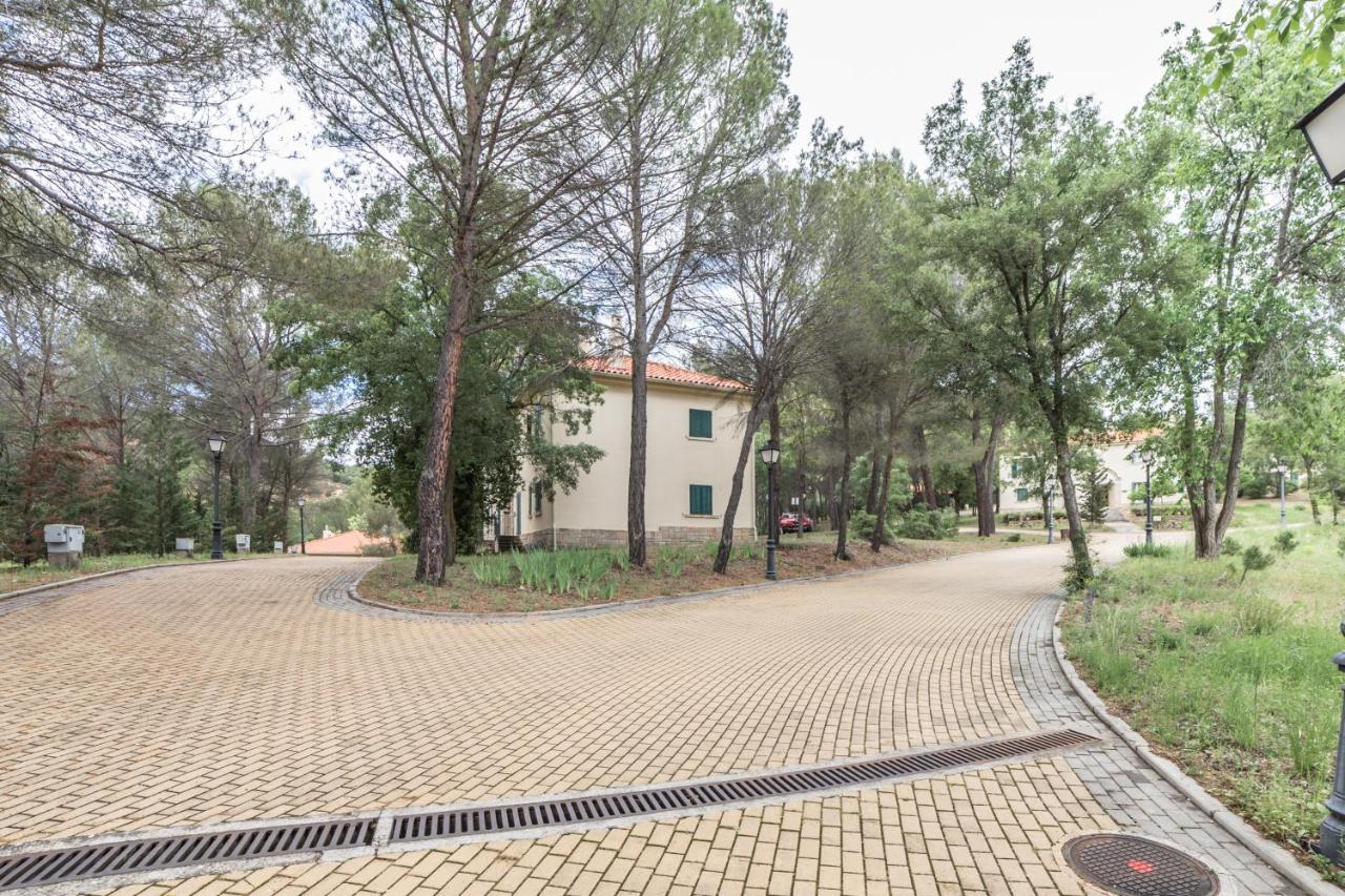 Apartamentos Rurales El Colvillo Trillo Zewnętrze zdjęcie